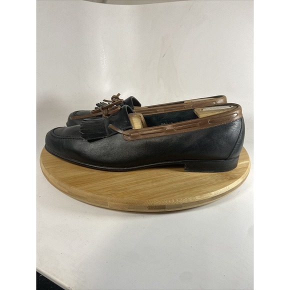 Salvatore Ferragamo Other - Salvatore Ferragamo Kiltie Loafer Black Fringe Tassel Leather Round Toe Sz 9.5